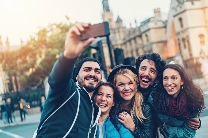 Selfie and fun in London